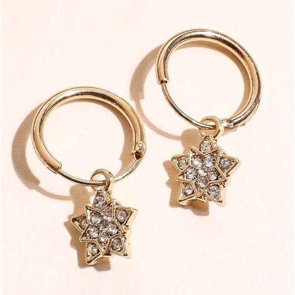 GlitzBlitz Boutique Jewelry - 2/$20! Gold Mini Hoops w/Crystal Stars Earrings